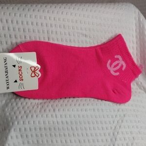 Fashion Pink Ankle Socks with Light Pink Logo